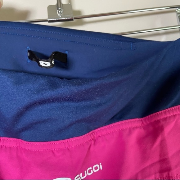 Sugoi Prism 4” Running Shorts Lined with Drawstring Pink and Navy Large - Picture 6 of 7
